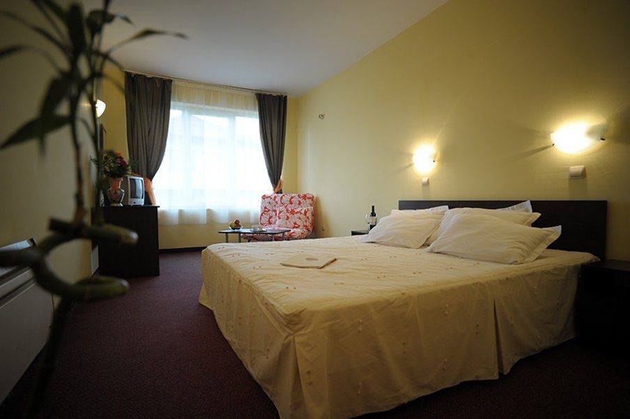 Hotel Alexander Sofia Bagian luar foto